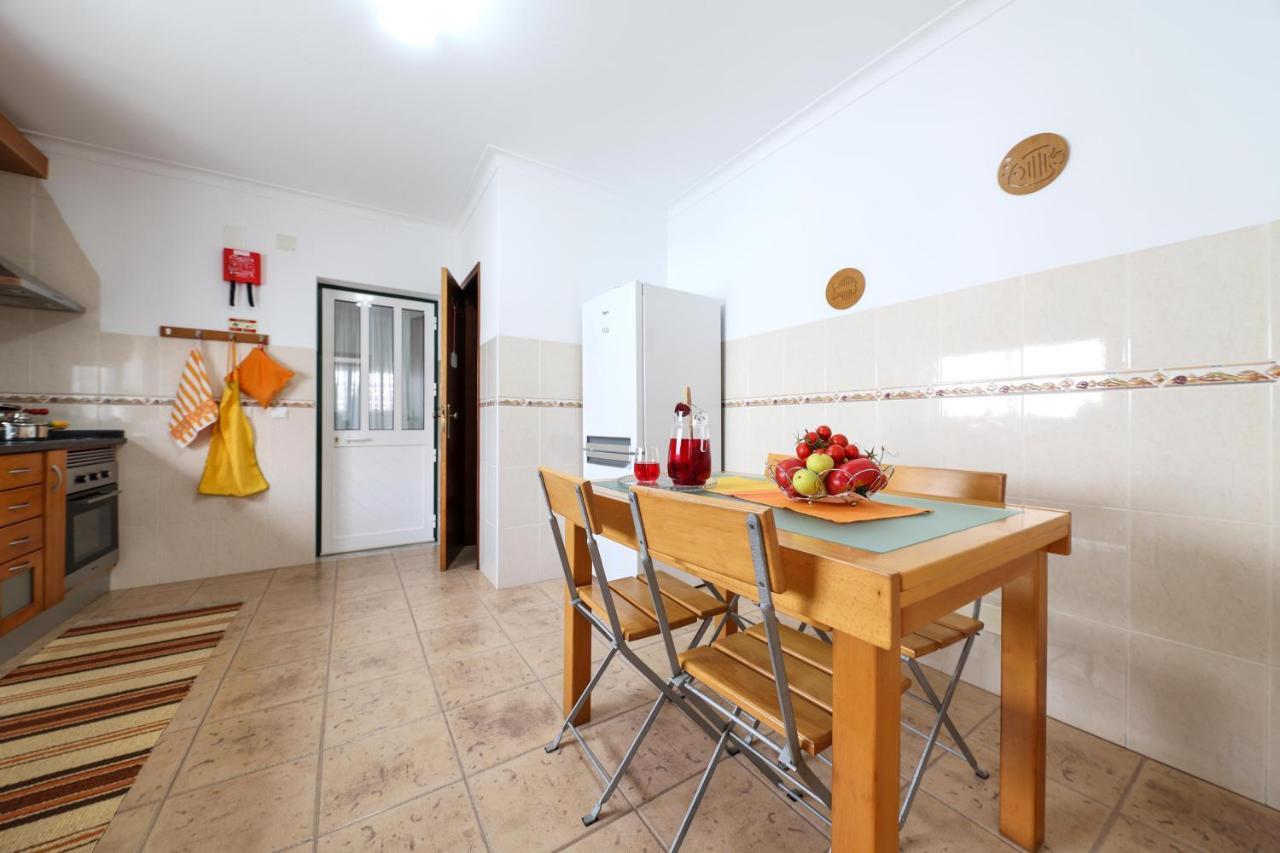 Casas Com Amoras In Serra Da Pescaria Famalicão Buitenkant foto