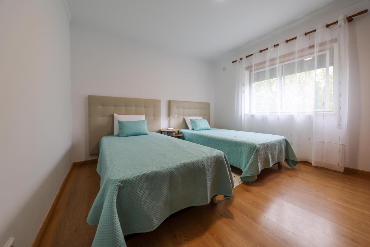 Casas Com Amoras In Serra Da Pescaria Famalicão Buitenkant foto